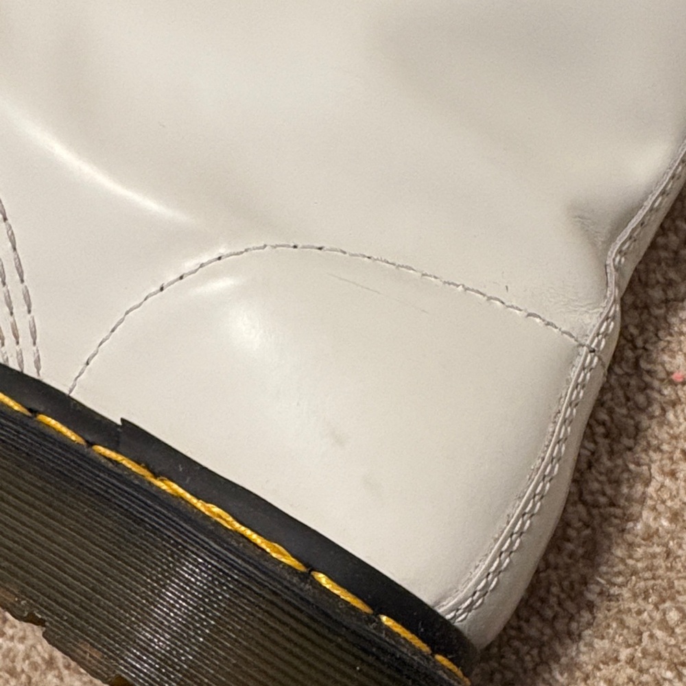 Dr. Martens Airwalk White Combat Boots with Black Laces Womens Size 9 - Picture 5 of 14